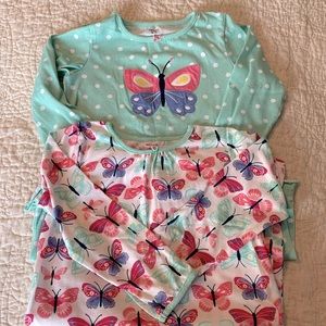 🦋 2Pc Carter’s Butterfly nightgowns